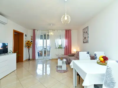Ferienwohnung für 2 Personen (52 m²) in Liznjan 5/10