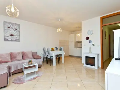 Ferienwohnung für 2 Personen (52 m²) in Liznjan 7/10