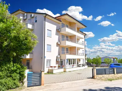 Ferienwohnung für 2 Personen (52 m²) in Liznjan 1/10