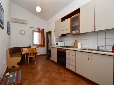 Ferienwohnung für 4 Personen (60 m²) in Liznjan 7/10