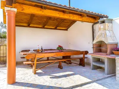 Ferienwohnung für 4 Personen (38 m²) in Liznjan 4/10