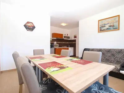 Ferienwohnung für 5 Personen (50 m²) in Liznjan 1/10