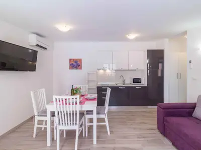 Ferienwohnung für 4 Personen (40 m²) in Liznjan 1/10