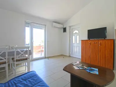 Ferienwohnung für 4 Personen (34 m²) in Liznjan 1/10