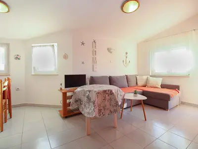 Ferienwohnung für 4 Personen (38 m²) in Liznjan 1/10