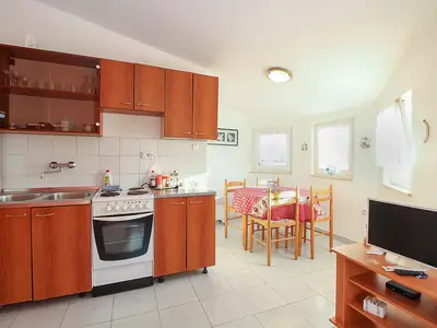 Ferienwohnung für 4 Personen (38 m²) in Liznjan 4/10