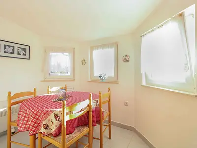 Ferienwohnung für 4 Personen (38 m²) in Liznjan 7/10