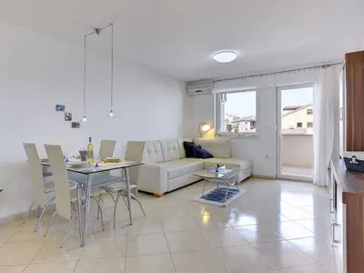 Ferienwohnung für 4 Personen (53 m²) in Liznjan 10/10