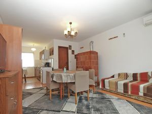 23531284-Ferienwohnung-5-Ližnjan-300x225-5