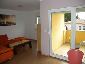 23773381-Ferienwohnung-4-Ližnjan-300x225-2