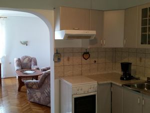 22442609-Ferienwohnung-4-Ližnjan-300x225-5