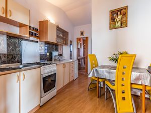 23724701-Ferienwohnung-2-Ližnjan-300x225-2