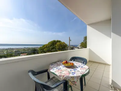 Ferienwohnung für 4 Personen (55 m²) in Ljubač 1/10