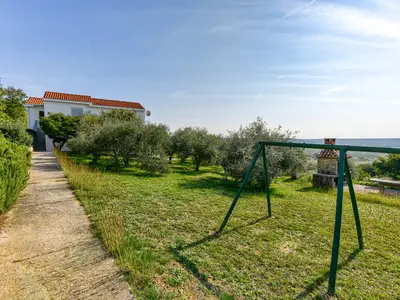 Ferienwohnung für 30 Personen (990 m²) in Ljubač 10/10