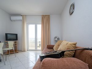 23956424-Ferienwohnung-4-Ljubač-300x225-2