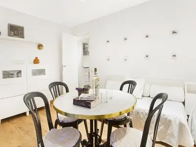 DiningRoom