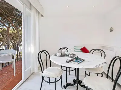 DiningRoom