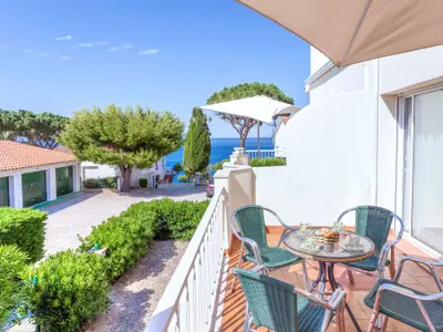 balcony-terrace