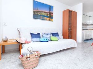 23844328-Ferienwohnung-4-Lloret de Mar-300x225-5