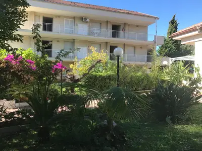 ExteriorSummer