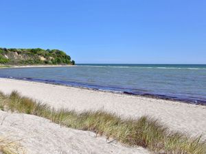 23910937-Ferienwohnung-4-Lobbe (Rügen)-300x225-4