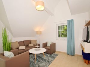 23067835-Ferienwohnung-6-Lobbe (Rügen)-300x225-4