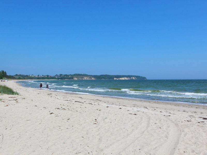 23067129-Ferienwohnung-6-Lobbe (Rügen)-800x600-1