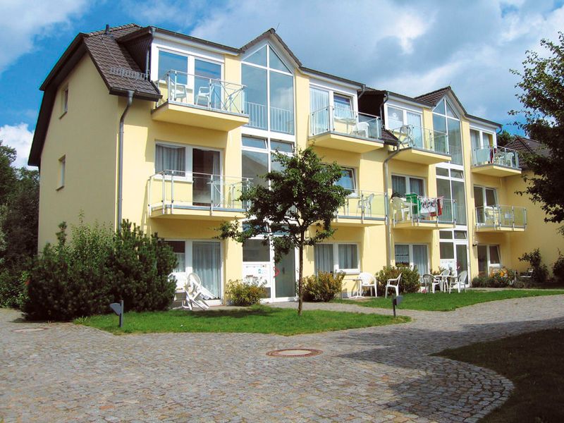 23948080-Ferienwohnung-2-Lobbe (Rügen)-800x600-0