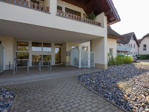 23911534-Ferienwohnung-4-Lobbe (Rügen)-300x225-3