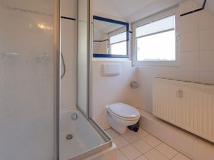 23911534-Ferienwohnung-4-Lobbe (Rügen)-300x225-5