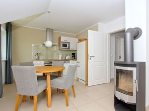 23957081-Ferienwohnung-2-Lobbe (Rügen)-300x225-5