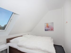 23957090-Ferienwohnung-5-Lobbe (Rügen)-300x225-5