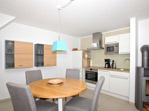 23957105-Ferienwohnung-5-Lobbe (Rügen)-300x225-5