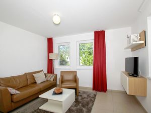 23957118-Ferienwohnung-2-Lobbe (Rügen)-300x225-5