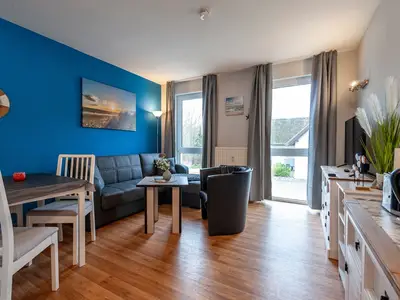 Ferienwohnung für 3 Personen (40 m²) in Lobbe (Rügen) 1/10