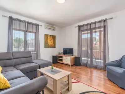 Ferienwohnung für 6 Personen (101 m²) in Loborika 4/10