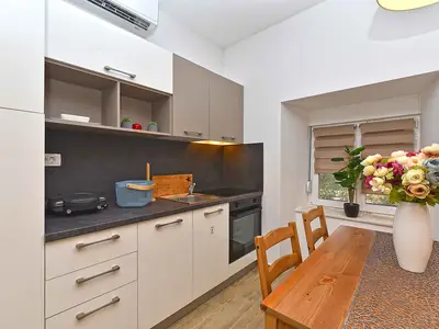 Ferienwohnung für 4 Personen (45 m²) in Loborika 5/10