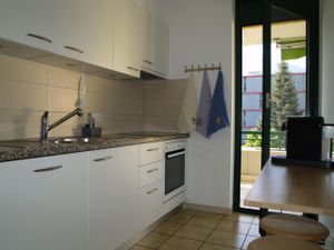 23675701-Ferienwohnung-2-Locarno-300x225-4