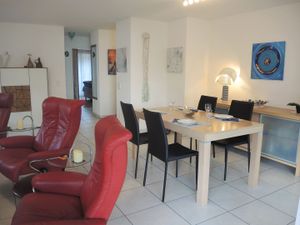 23333728-Ferienwohnung-4-Locarno-300x225-5