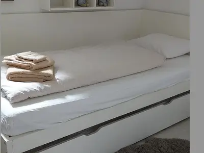 Kinderzimmer 1, mit Auzugbett