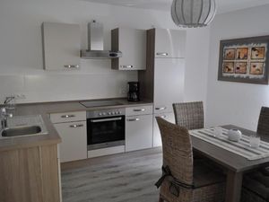 23891266-Ferienwohnung-2-Löf-300x225-3