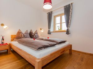 23895024-Ferienwohnung-6-Lofer-300x225-3