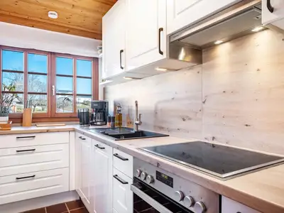 KITCHEN, INSIDE