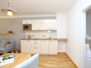 23884538-Ferienwohnung-2-Lohme (Rügen)-300x225-2