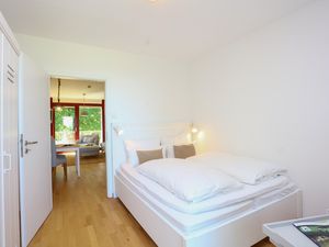 23884538-Ferienwohnung-2-Lohme (Rügen)-300x225-4