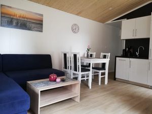 23132923-Ferienwohnung-4-Lohmen-300x225-5