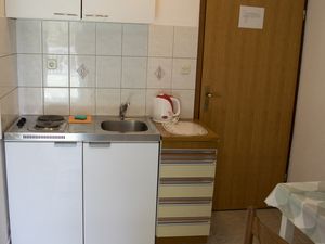 19126812-Ferienwohnung-3-Lokva Rogoznica-300x225-3