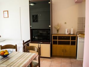 23928903-Ferienwohnung-5-Lokva Rogoznica-300x225-3