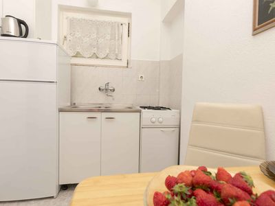 Ferienwohnung für 2 Personen (30 m²) in Lokva Rogoznica 6/10