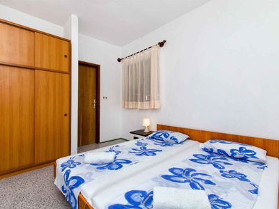 Ferienwohnung für 3 Personen (20 m²) in Lokva Rogoznica 4/10